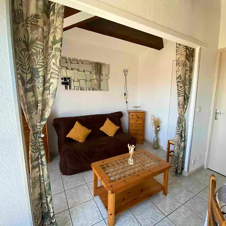 A Cyprien 34 M² + Terrasse Apartment *