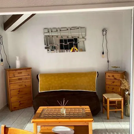 A Cyprien 34 M² + Terrasse Apartment *