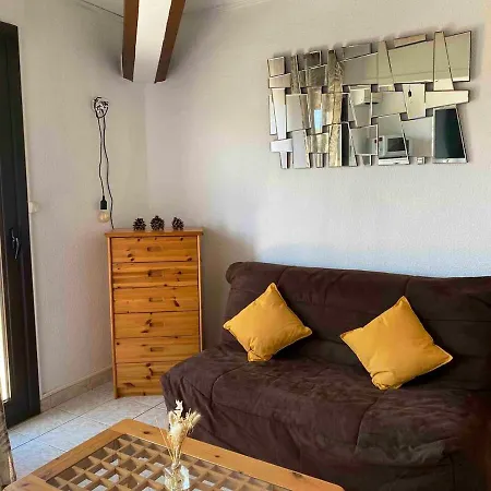 A Cyprien 34 M² + Terrasse * Saint-Cyprien (Pyrenees-Orientales)